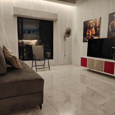 Abu Alzoz Home سكن مشترك Amman Exterior foto