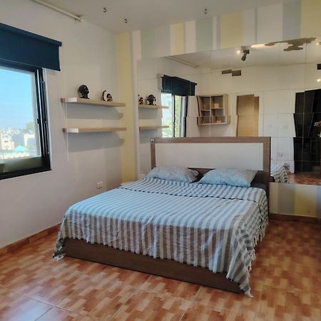 Abu Alzoz Home سكن مشترك Amman Exterior foto